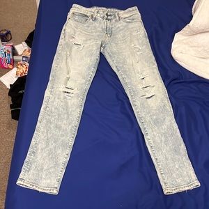 American Eagle ripped skinny jeans size 29/30